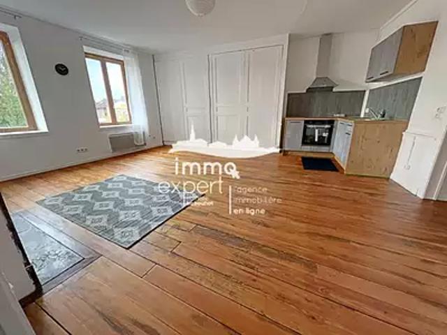 Appartement location à Neufchâteau, Mirecourt