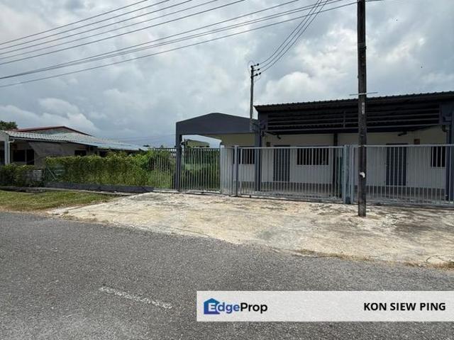 House for sale in Long Miri