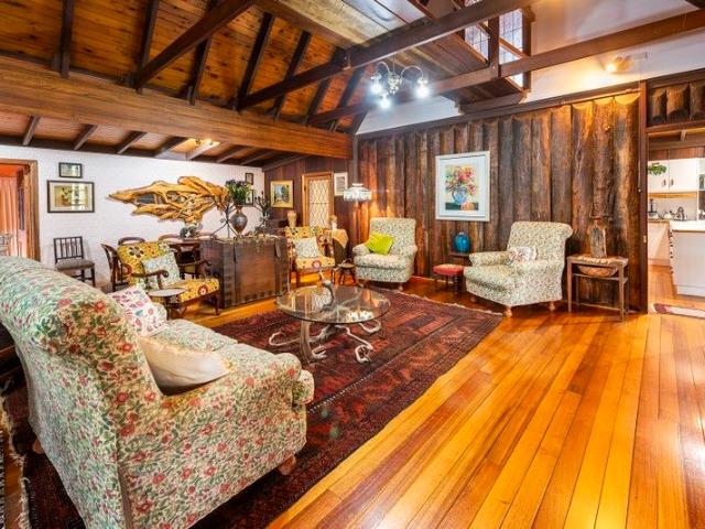Cottage for sale in Miles, Queensland
