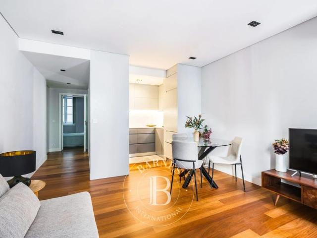 Apartamento alugar em Mercês, Lisboa