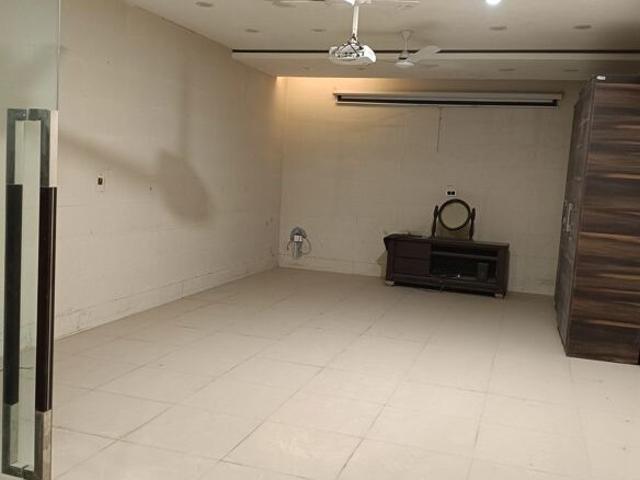 House for sale in Deri