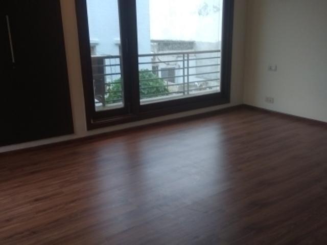House for sale in Deri