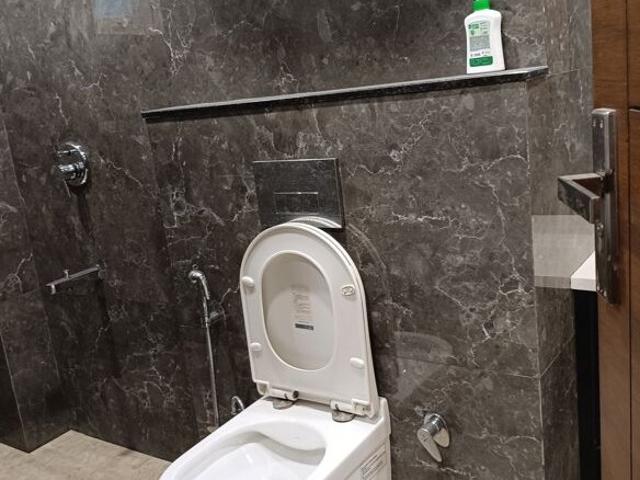 House for sale in Deri