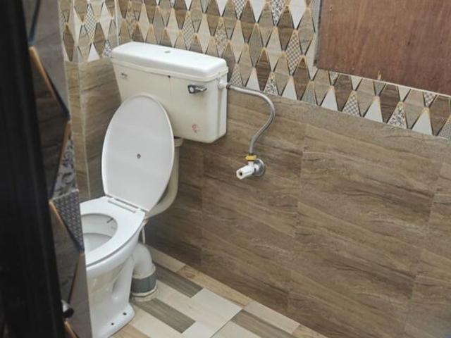 Property for rent in Deri