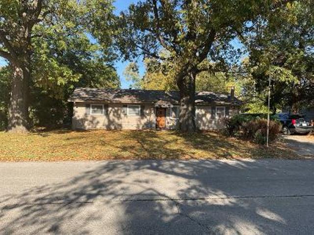 House for sale in East Saint Louis, Illinois