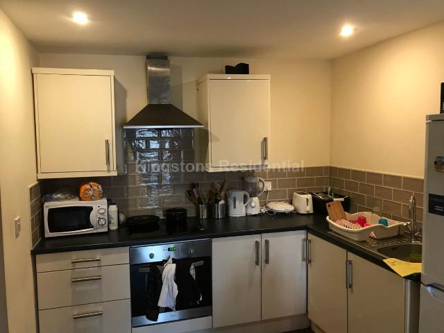 Apartment for rent in Maindy, Cardiff