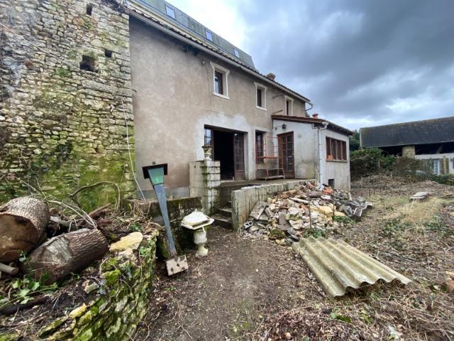 Maison vente à Bressuire, Missé