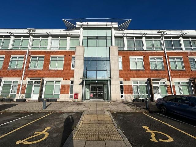 House for rent in Chalfont St. Peter, Denham