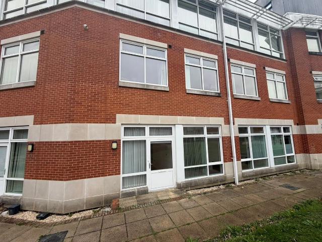 House for rent in Denham, Gerrards Cross and Chalfonts Community Board, Chalfont St. Peter