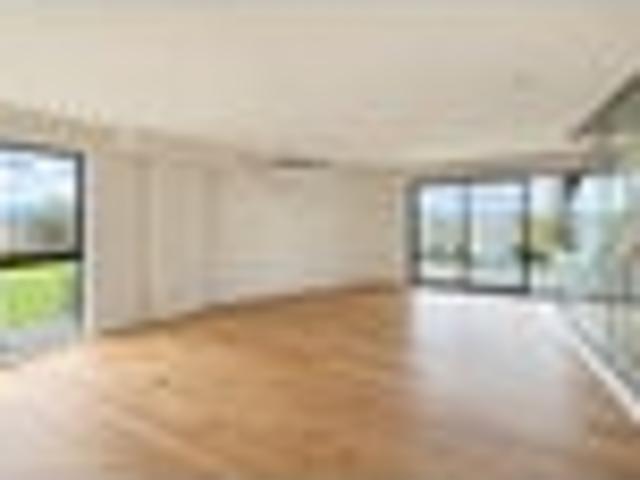 Townhouse for rent in Meadowbank, Ōrākei