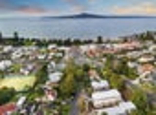 Townhouse for rent in Mission Bay, Auckland