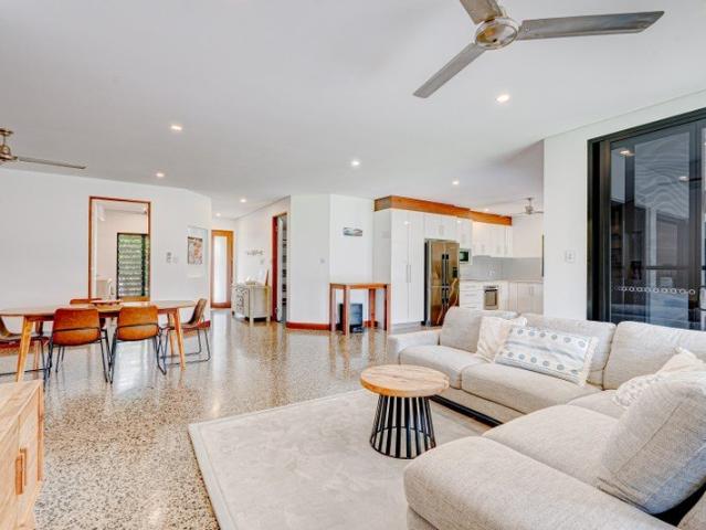 House for sale in Mission Beach, Queensland