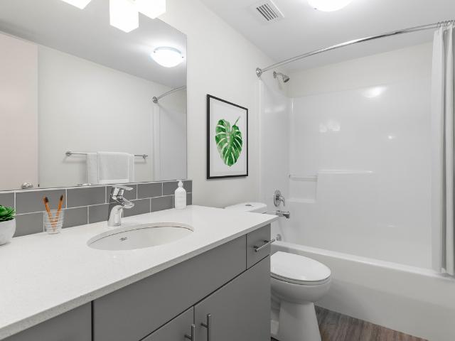 Apartment for rent in Winfield, British Columbia