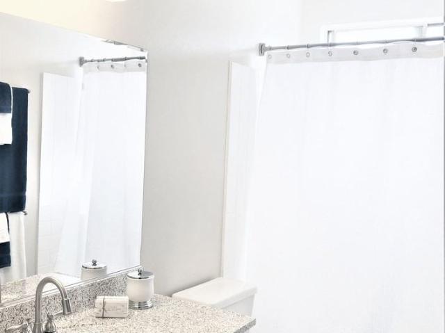 Apartment for rent in Tustin, California