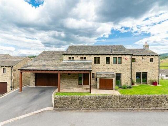 House for sale in Holmfirth, West Yorkshire