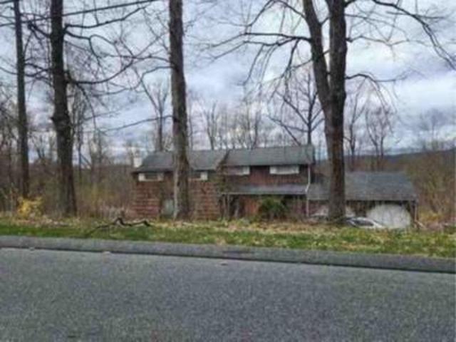 House for sale in New Milford
