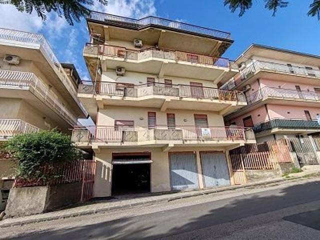 Box in vendita a Lineri, Misterbianco
