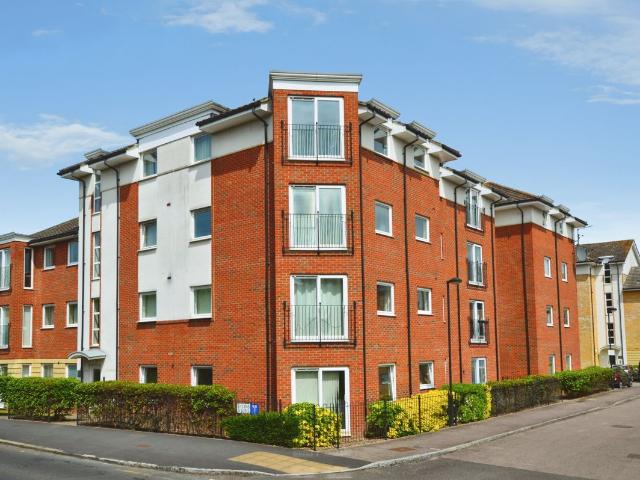 Apartment for rent in St Albans, Five Acres
