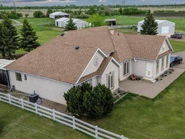 House for sale in Saskatchewan