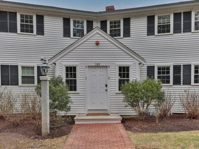 Condo for sale in Chatham