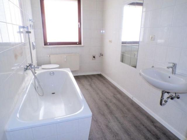 Apartment mieten in Langenhessen, Werdau