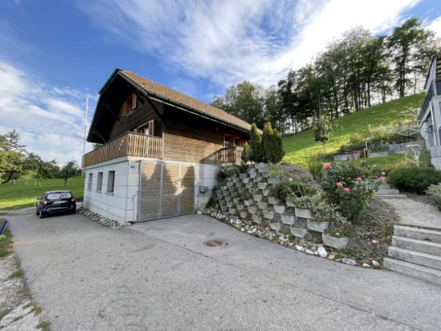 Zweifamilienhaus mieten in Lü