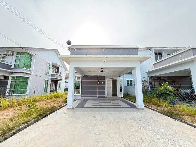 Residential House for sale in Malaka
