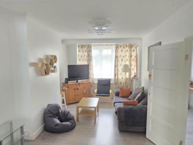 House for rent in London Borough of Merton, Mitcham