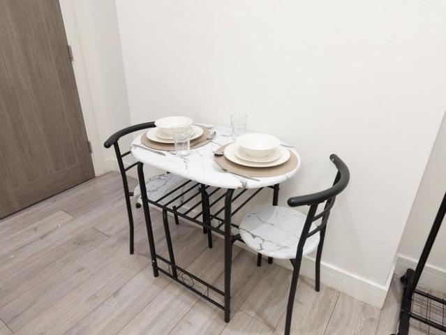 House for rent in Furzedown, Greater London