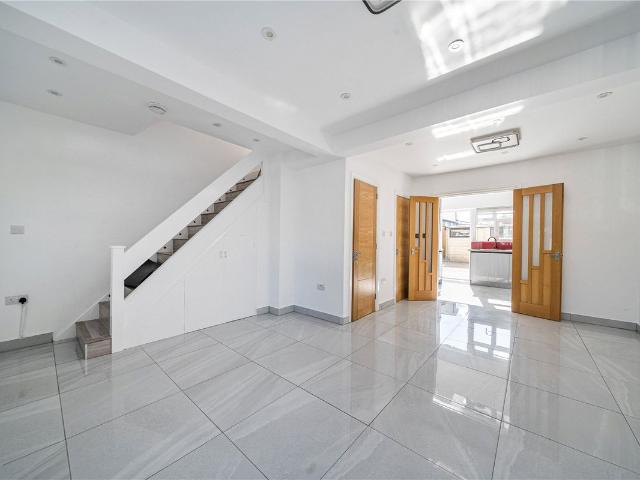 House for rent in London Borough of Croydon, Greater London