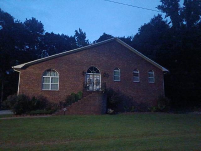 House for sale in Red Oak, Georgia