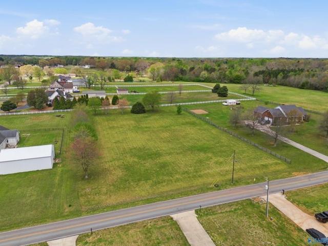 Land for sale in Hazel Green, Alabama