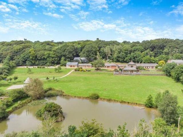 House for sale in Newquay, Cornwall