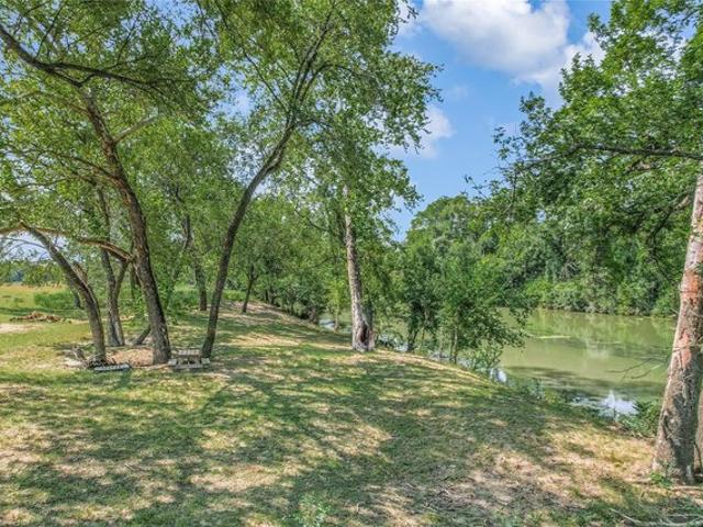Farm for sale in Smithville, Bastrop County