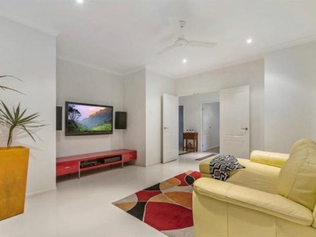 Room for rent in Mitchelton, City of Brisbane
