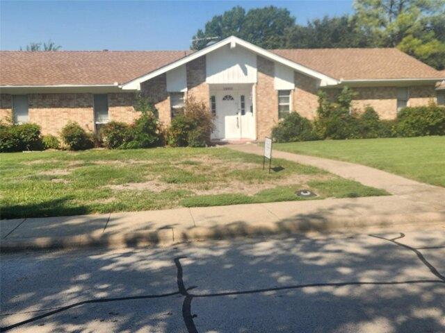 House for sale in Farmers Branch, Texas
