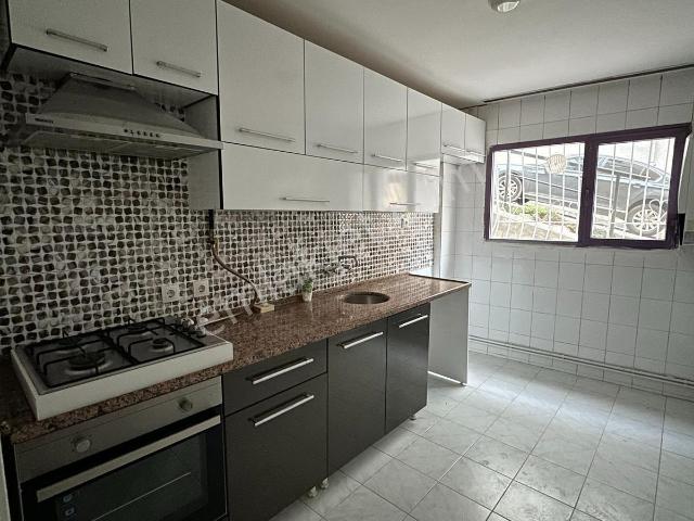 Karantina, Konak içerisinde satılık mülk