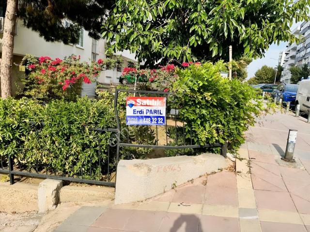 Küçükyalı, Konak içerisinde satılık mülk