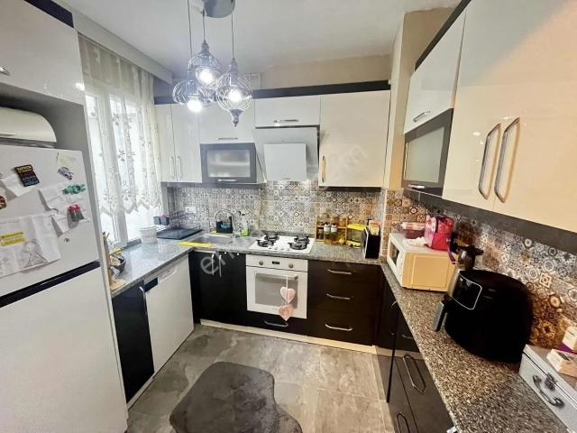 Konak, İzmir içerisinde satılık mülk