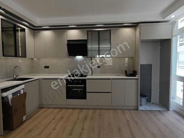 Konak, İzmir içerisinde satılık mülk