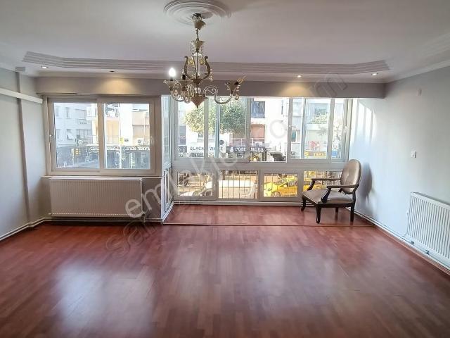 Konak, İzmir içerisinde kiralık mülk