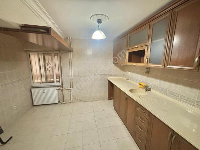 Konak, İzmir içerisinde satılık mülk