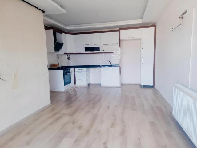 Mithatpaşa Mahallesi, Menderes içerisinde kiralık mülk