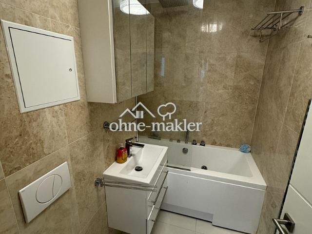 Apartment kaufen in Luisenstadt, Berlin