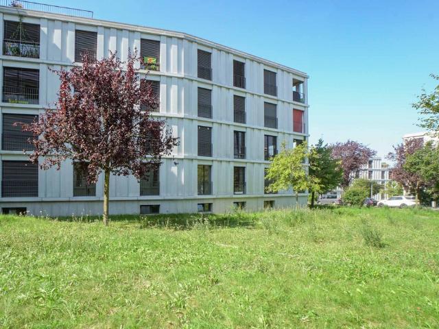 Wohnung mieten in Einigen, Zürich