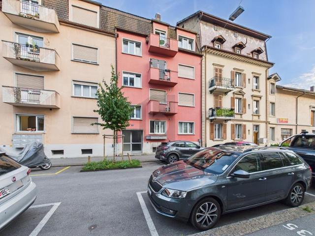 Mehrfamilienhaus kaufen in Biel, Bern