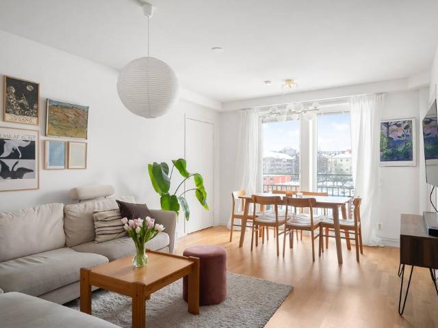 Bostad till salu i Solna, Stockholm