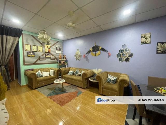 House for sale in Ajil