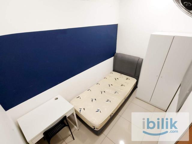 Room for rent in Petaling, Alam Impian