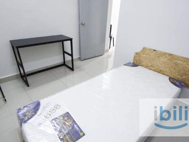 Room for rent in Petaling, Damansara Damai